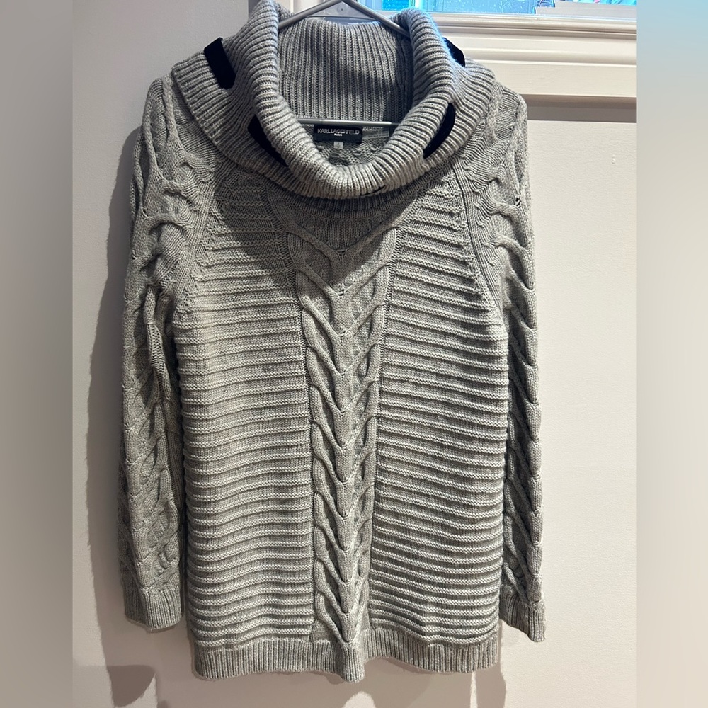 Karl Lagerfeld gray wool top